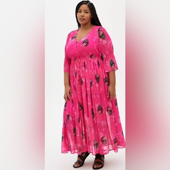 Torrid Maxi Chiffon Dress Size 0(Large) Skull Print NWT - Picture 2 of 9